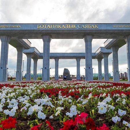 Уютная Квартира На Expo-Smart Замок Lägenhet Astana Exteriör bild